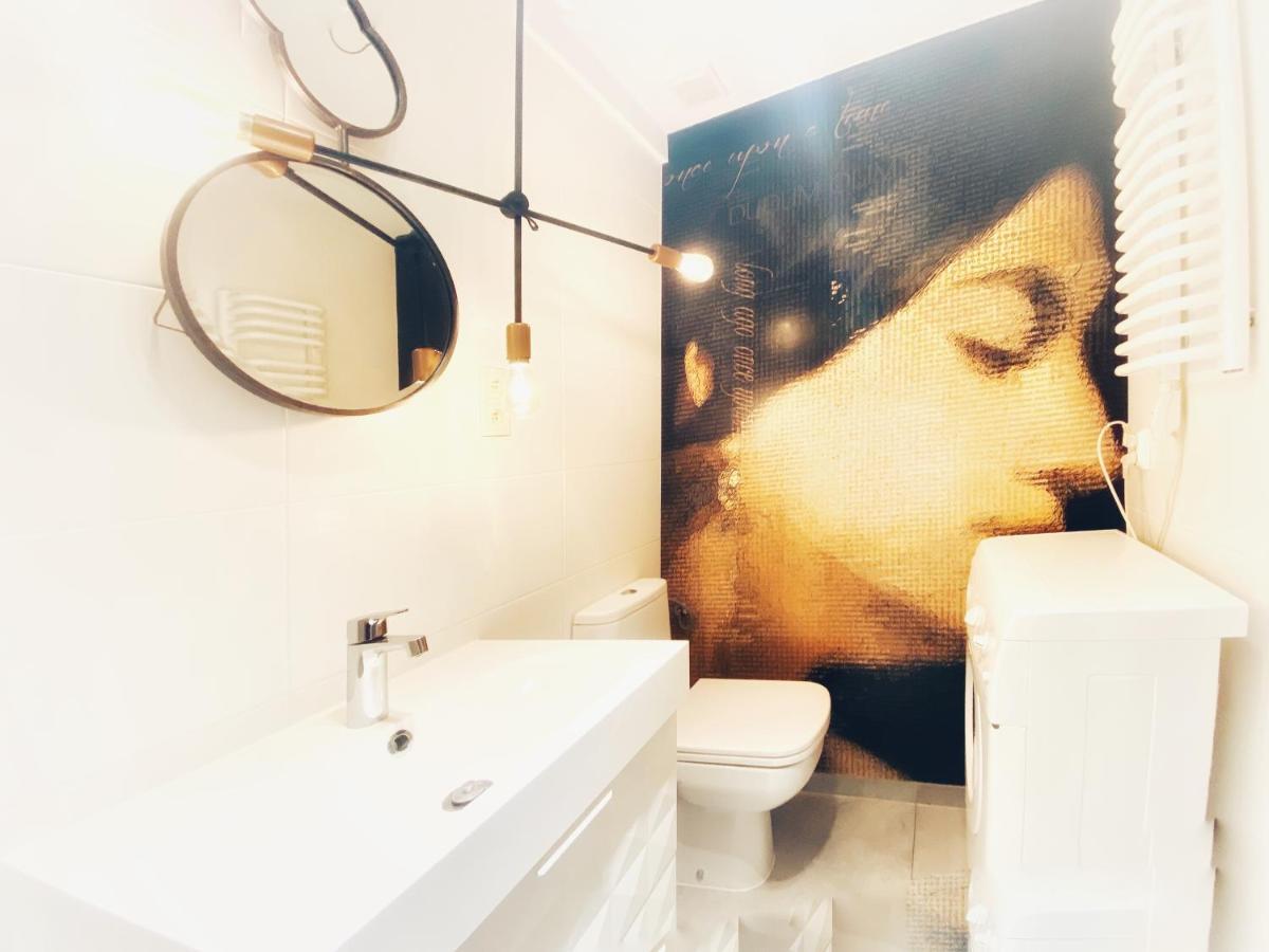 Faust Apartments In The Heart Of Kazimierz By Mint Apartment Krakow Bagian luar foto