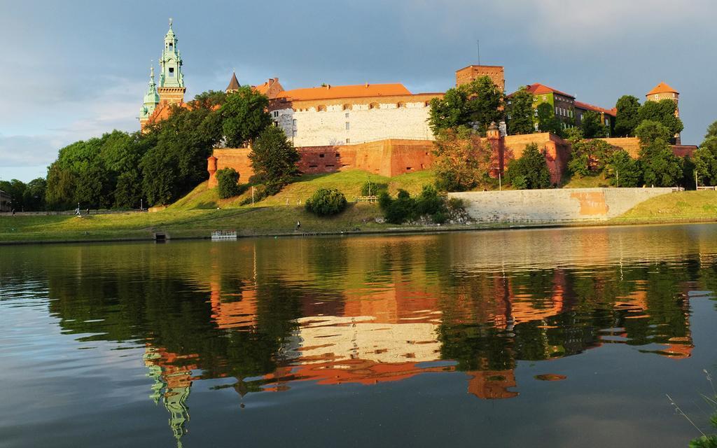 Faust Apartments In The Heart Of Kazimierz By Mint Apartment Krakow Bagian luar foto
